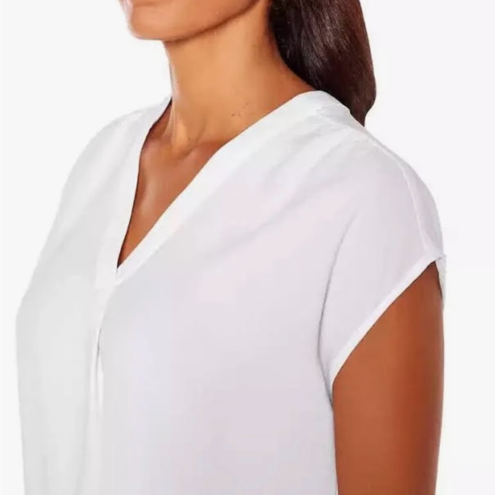 Banana Republic short sleeve v-neck blouse - Picture 1 of 5